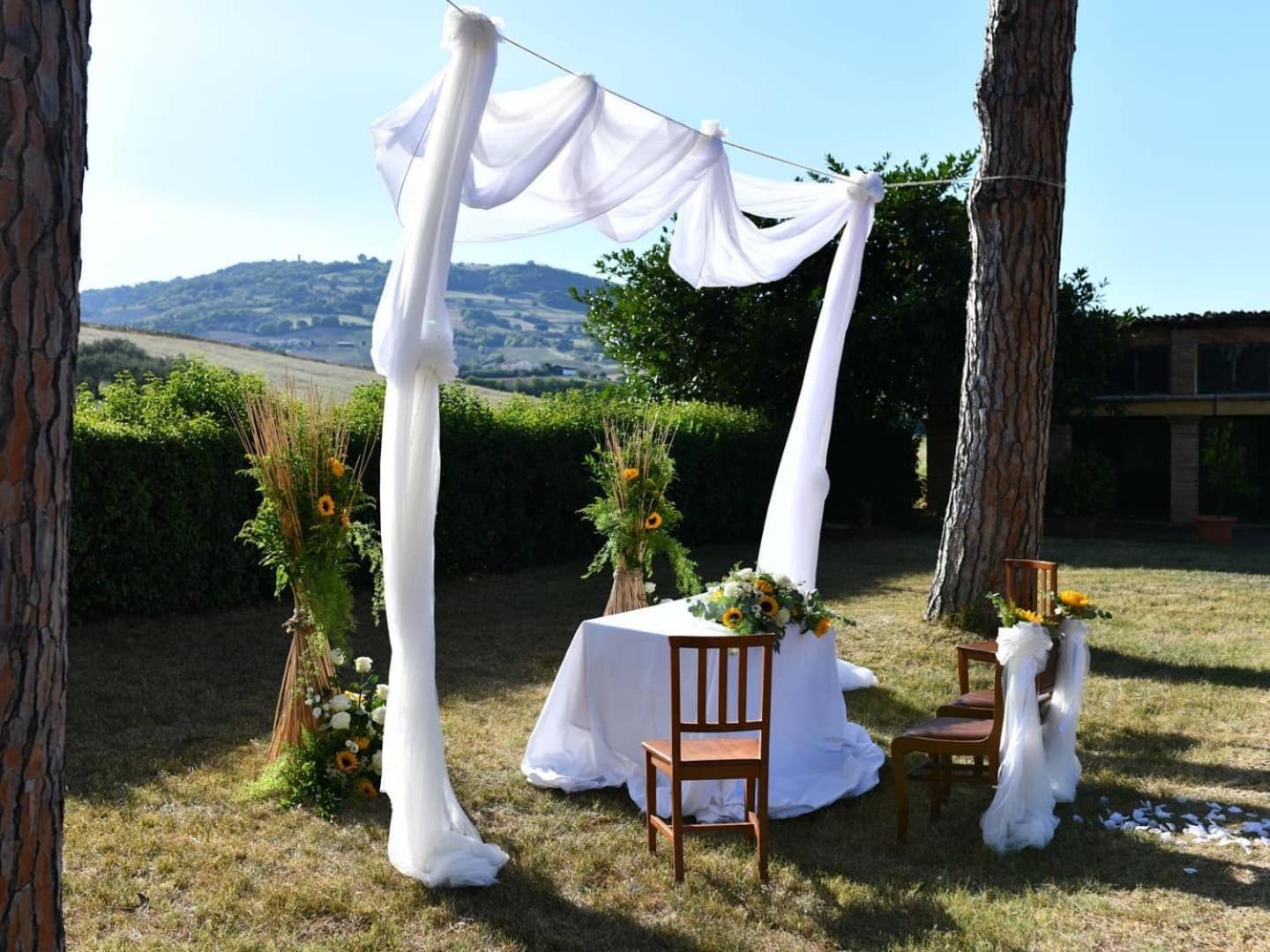 Resort Restaurant Villa Berta San Severino Marche Ngoại thất bức ảnh